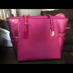 Michael Kors purse and wallet